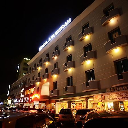 Hotel Anugerah Palembang Kültér fotó